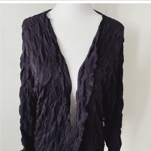 3/$35. GELCO Size small -medium Black unique open Black Shrug - Picture 4 of 4